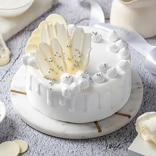 White Forest Cream Cake- 500 gm