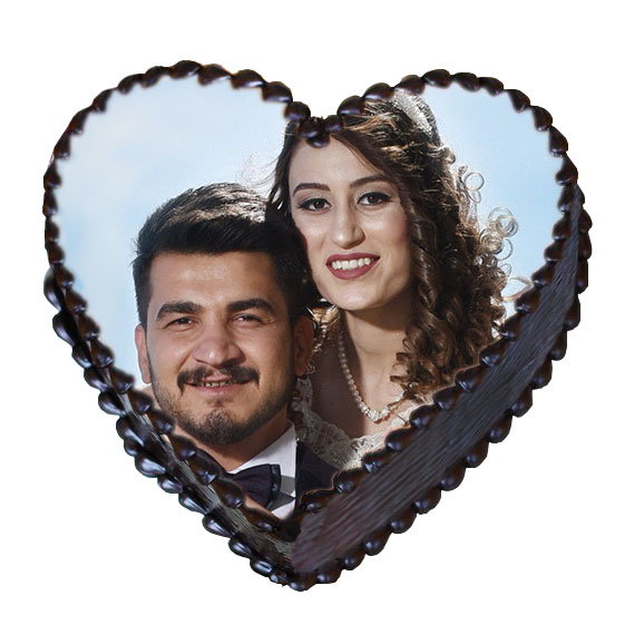 1 kg heart shape couple photo cake 1 kg heart shape couple photo cake