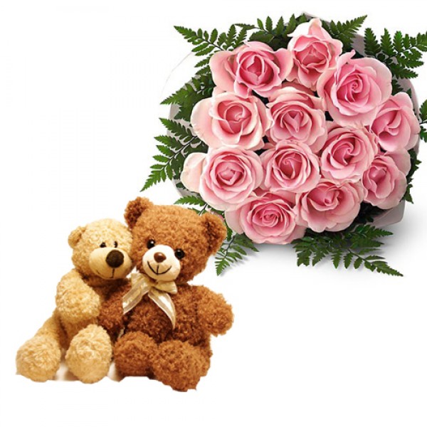 Pink roses with Teddies