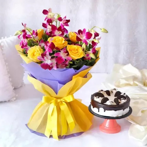 Bouquet of Purple Orchids & Yellow Roses with Oreo Cake (Half Kg) Bouquet of Purple Orchids & Yellow Roses with Oreo Cake (Half Kg)