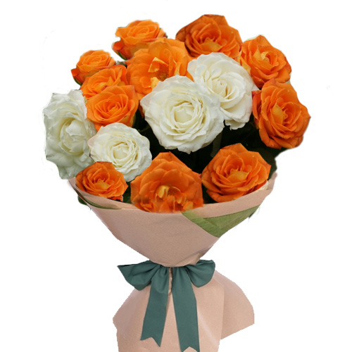 Bunch of 15 White and Orange Roses