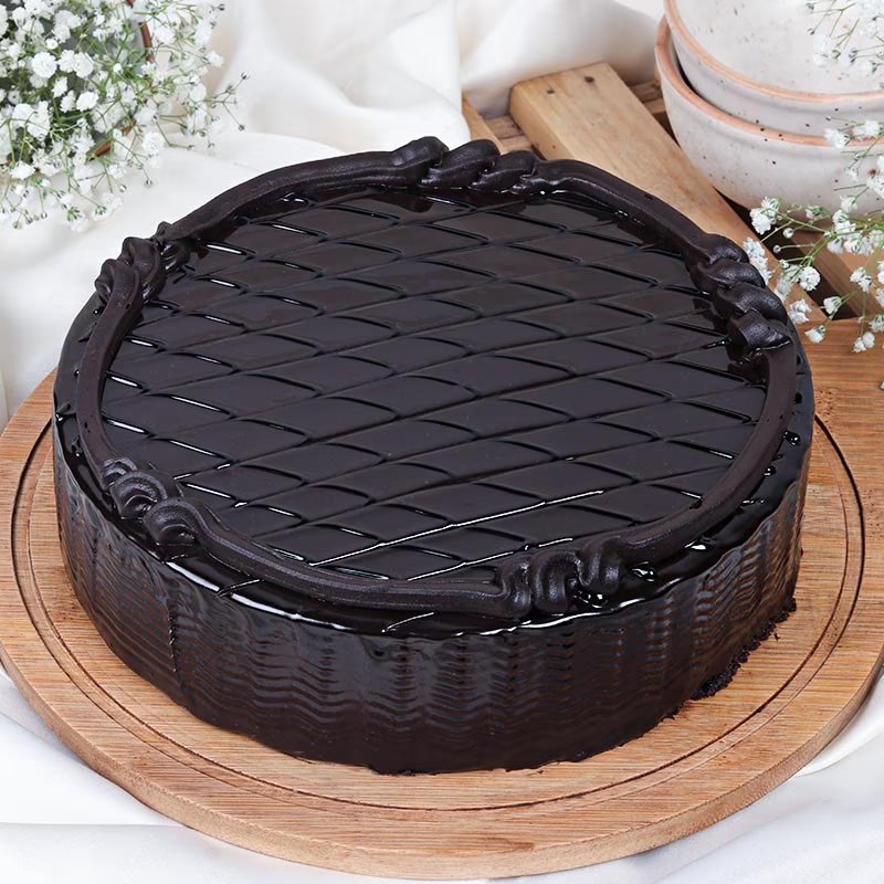 500 gm Artistic Chocolate Cake 500 gm Artistic Chocolate Cake