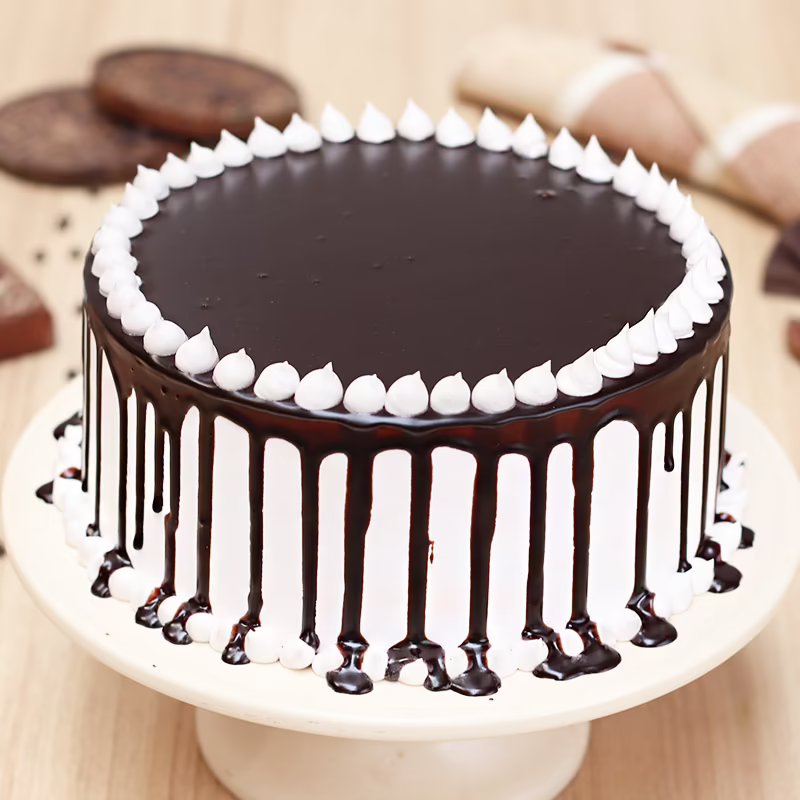 500 gm Choco Dripping Snowy Cake 500 gm Choco Dripping Snowy Cake