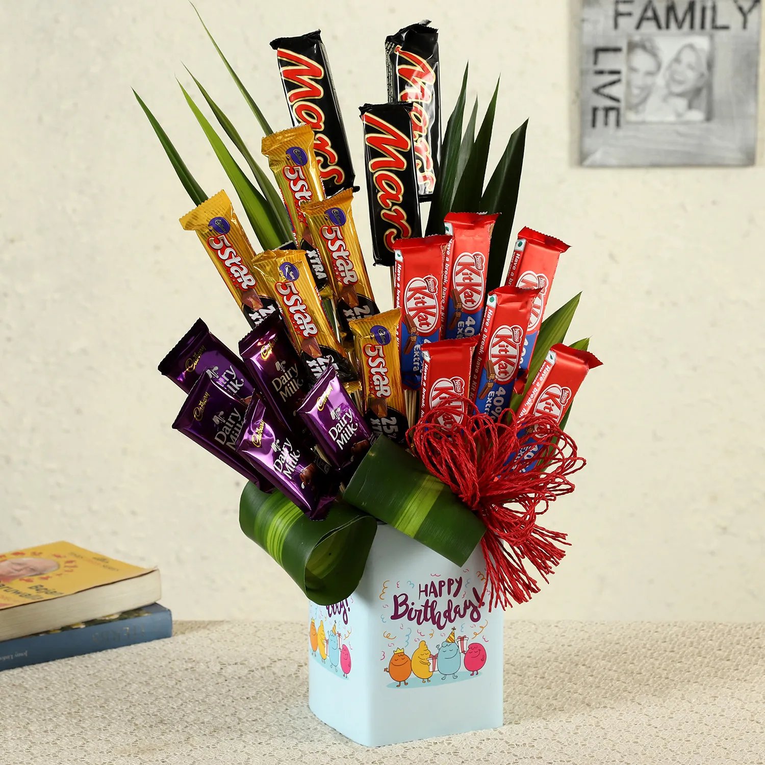 Charming Chocolate Vase Charming Chocolate Vase