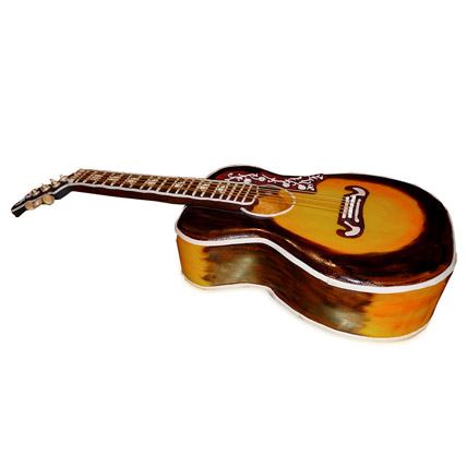 Yummy Guitar Cake 4kg